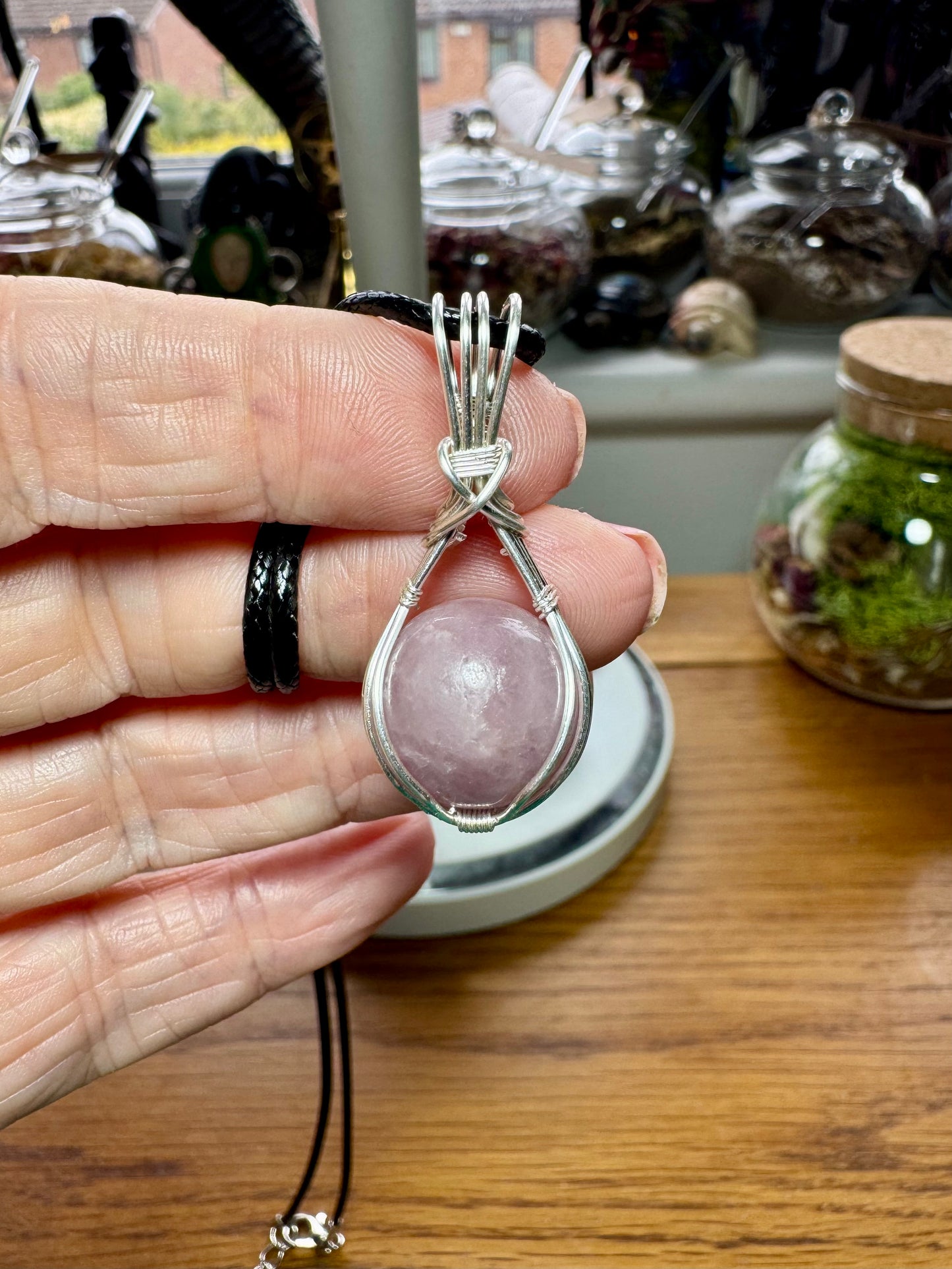 KUNZITE ‘FIDDLE’ PENDANT