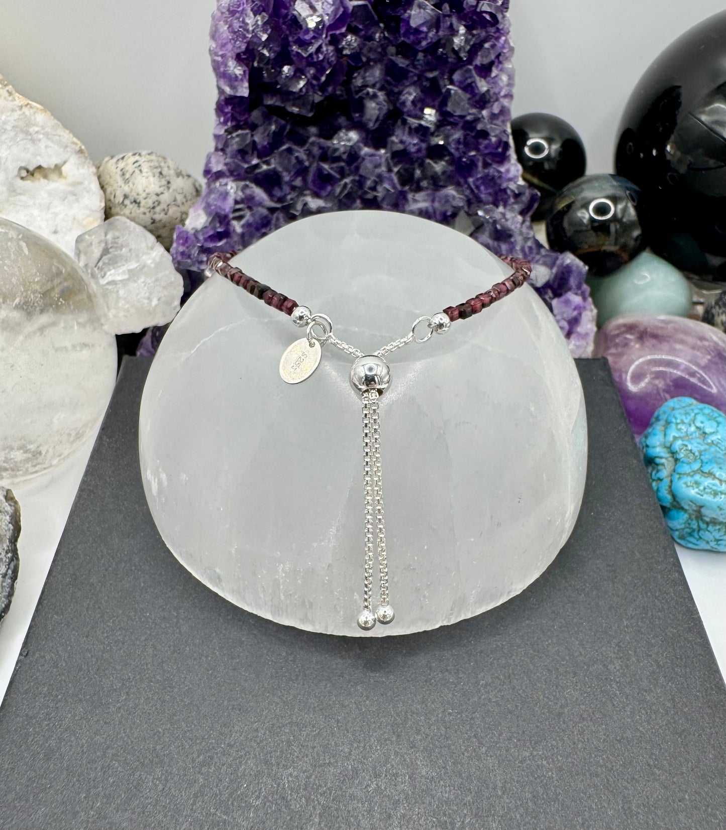 GARNET AND STERLING SILVER ADJUSTABLE BRACELET
