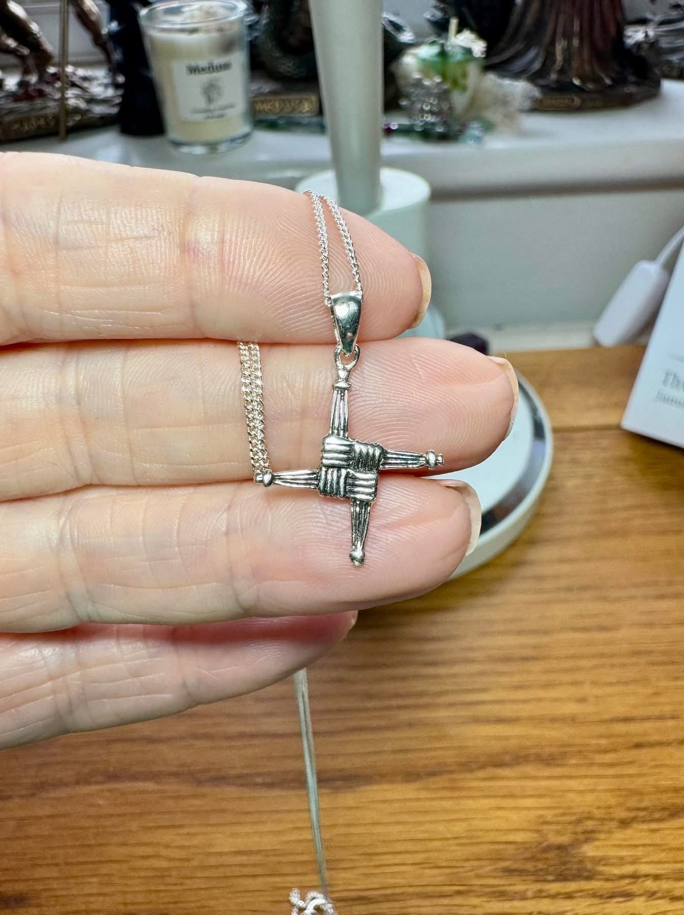 STERLING SILVER BRIGIDS CROSS NECKLACE