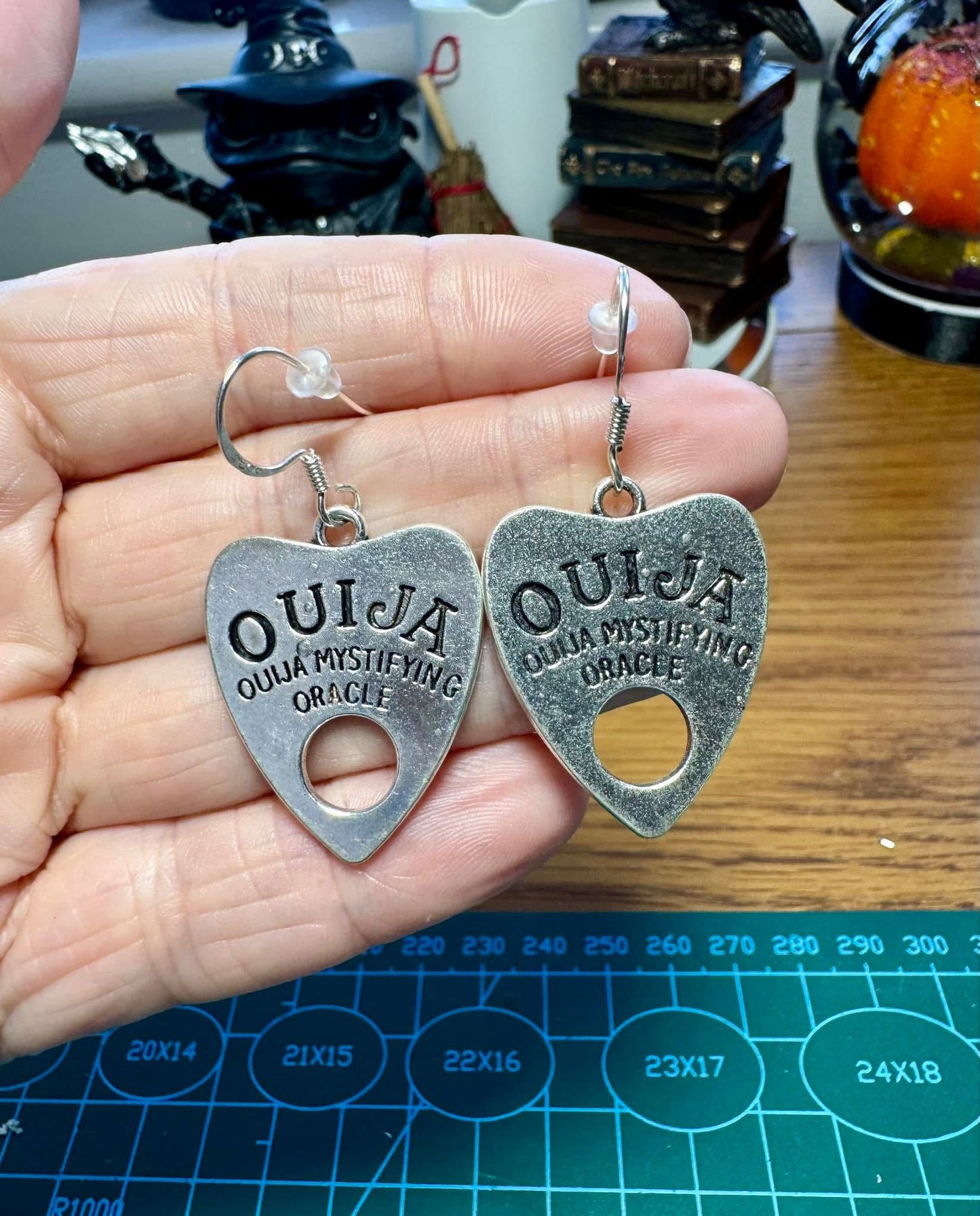 PLANCHETTE EARRINGS