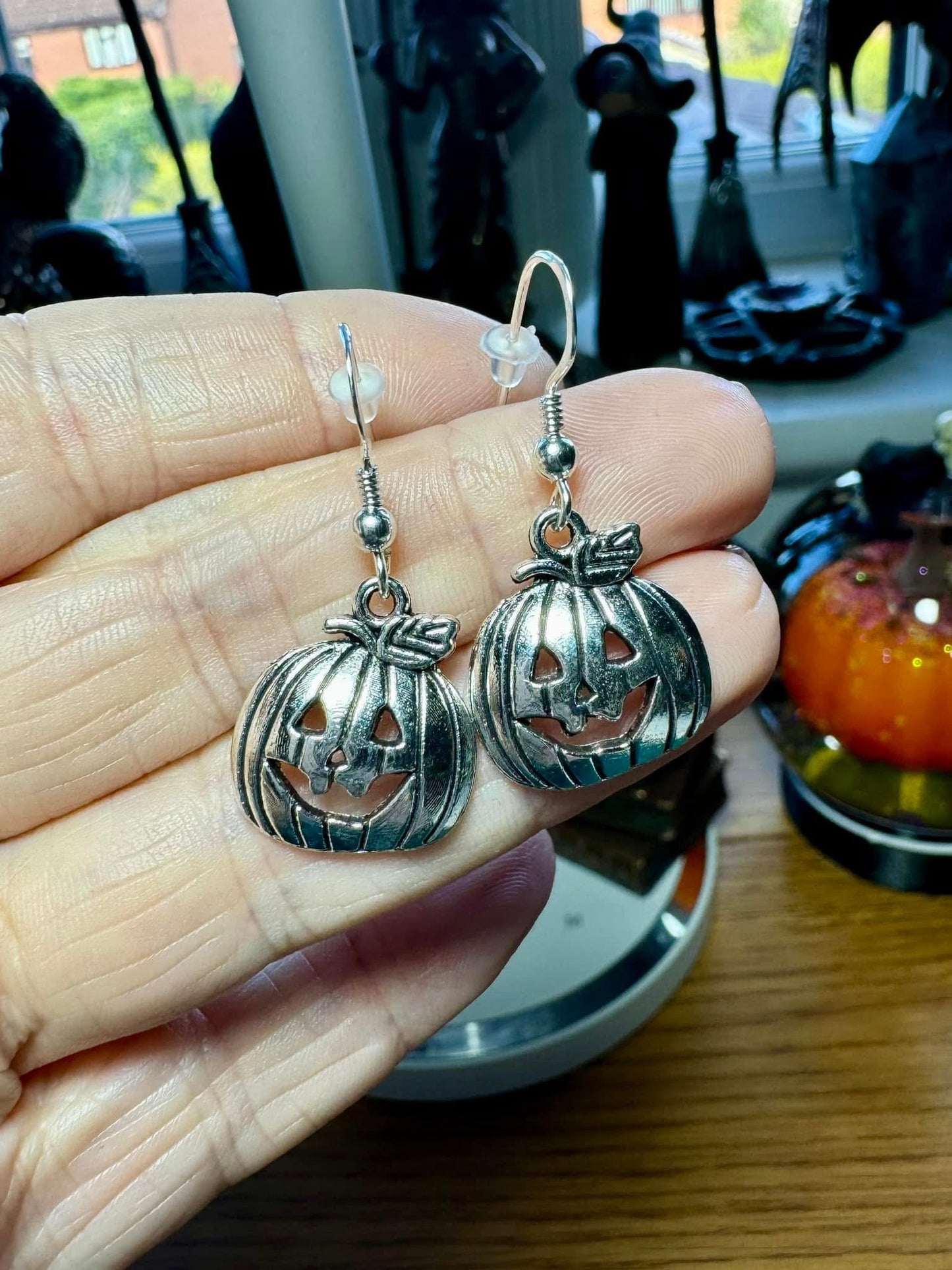 PUMPKIN EARRINGS