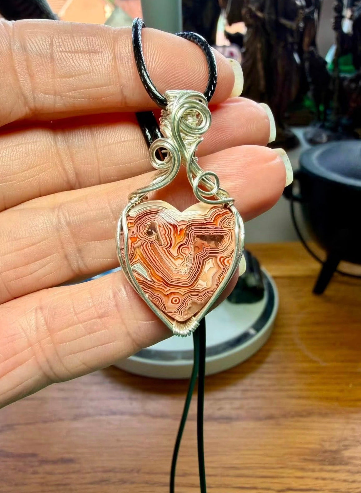 CRAZY LACE AGATE NECKLACE