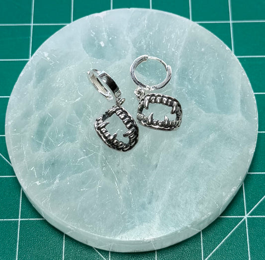 STERLING SILVER VAMPIRE TEETH HUGGIE EARRINGS