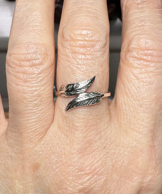 STERLING SILVER FEATHER RING