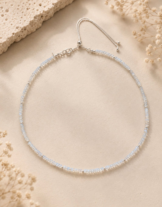 FACETED MOONSTONE AND STERLING SILVER CHOKER/NECKLACE