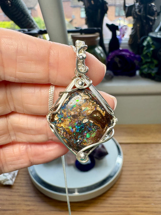 AUSTRALIAN BOULDER OPAL NECKLACE