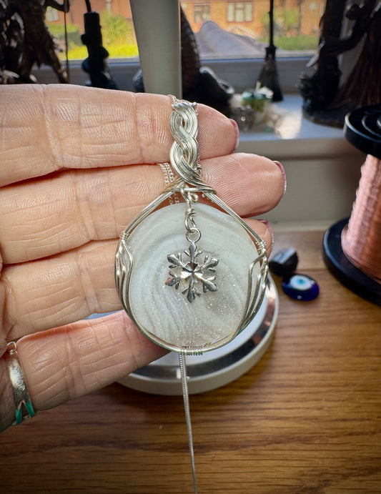 DRUZY CHALCEDONY NECKLACE