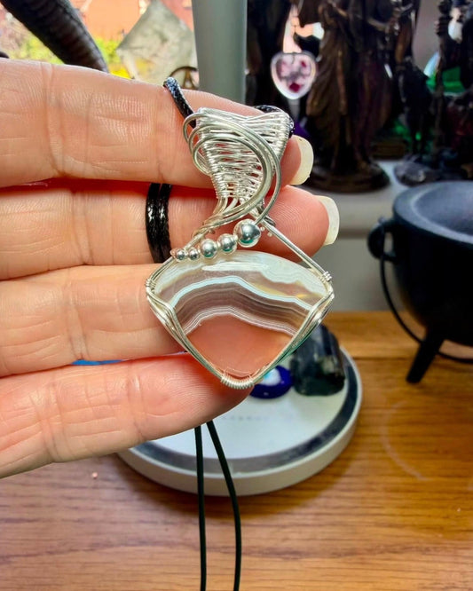 BOTSWANA AGATE NECKLACE