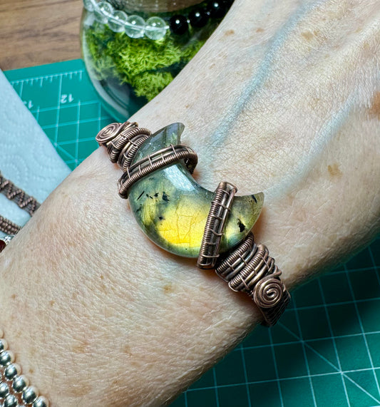 LABRADORITE COPPER CUFF BRACELET