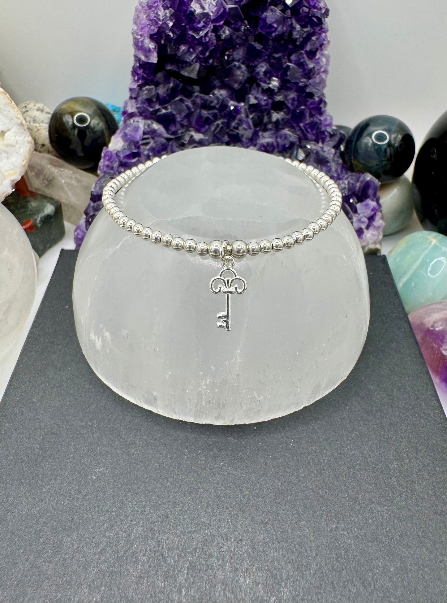 STERLING SILVER SMALL KEY BRACELET