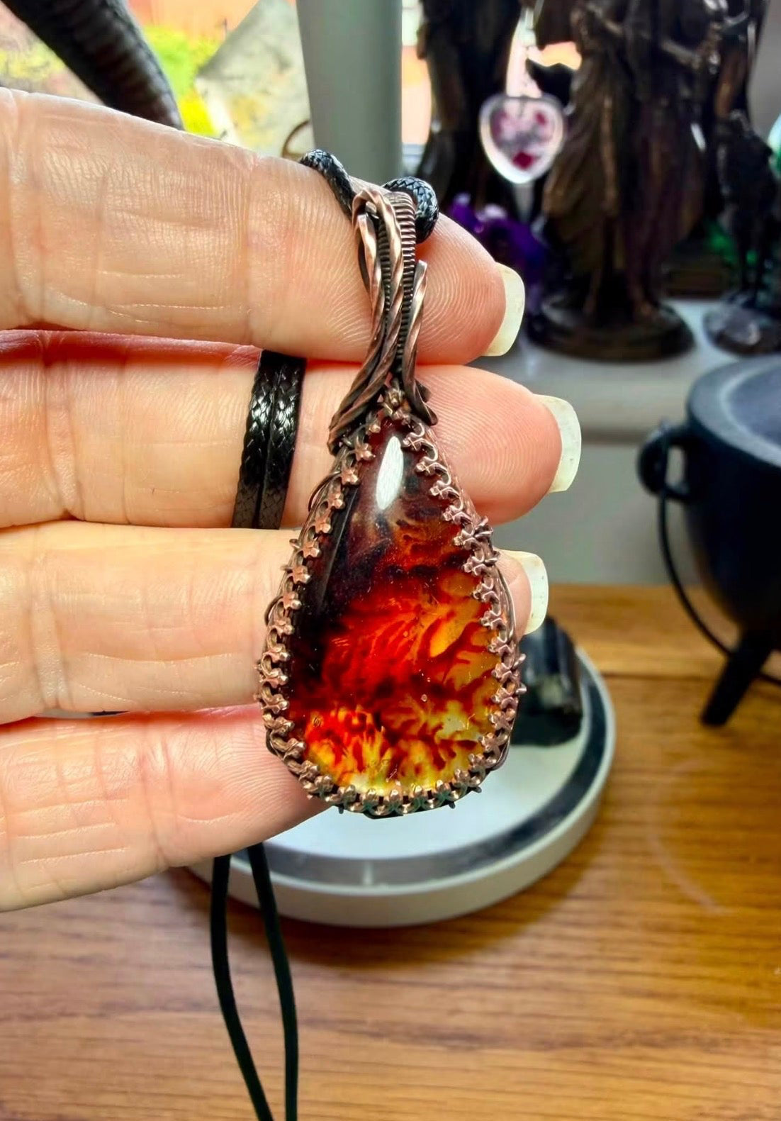 DENDRITE AGATE NECKLACE