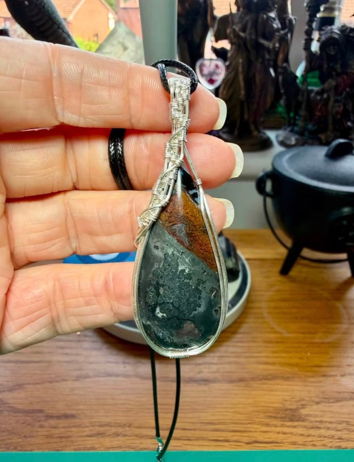 MARCASITE & PLUME AGATE NECKLACE