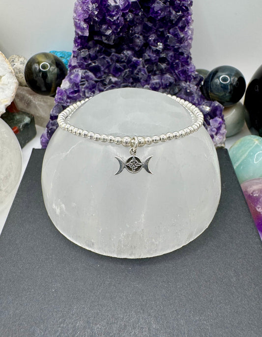STERLING SILVER TRIPLE MOON & WITCHES KNOT BRACELET