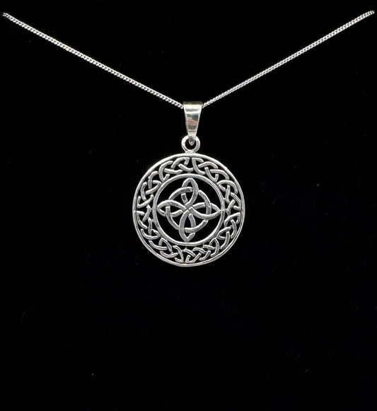 WITCHES KNOT OF PROTECTION NECKLACE