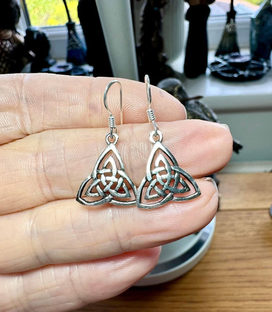 STERLING SILVER TRIQUETRA EARRINGS